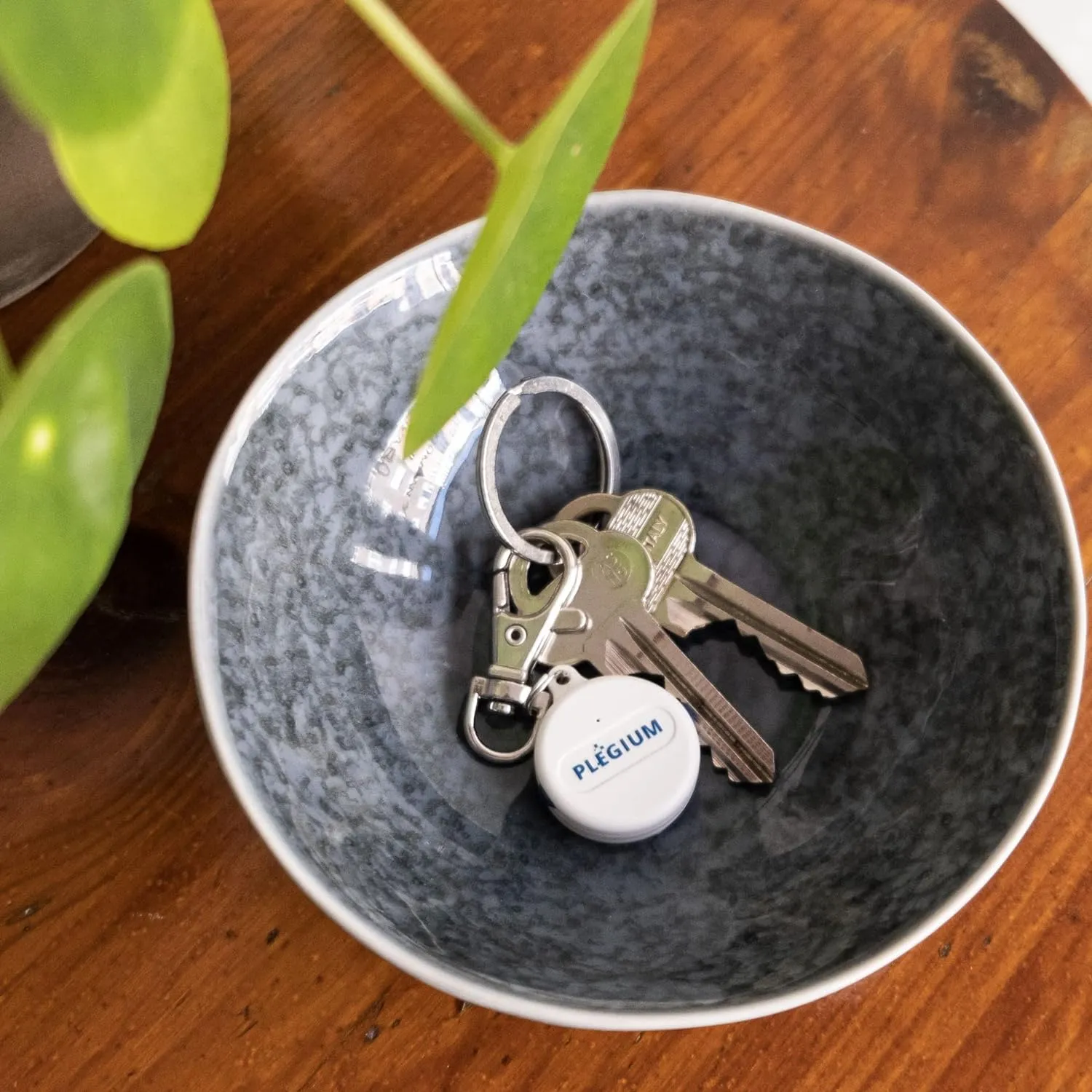Plegium Smart Emergency Button Personal Keychain GPS Tracker Panic Alarm